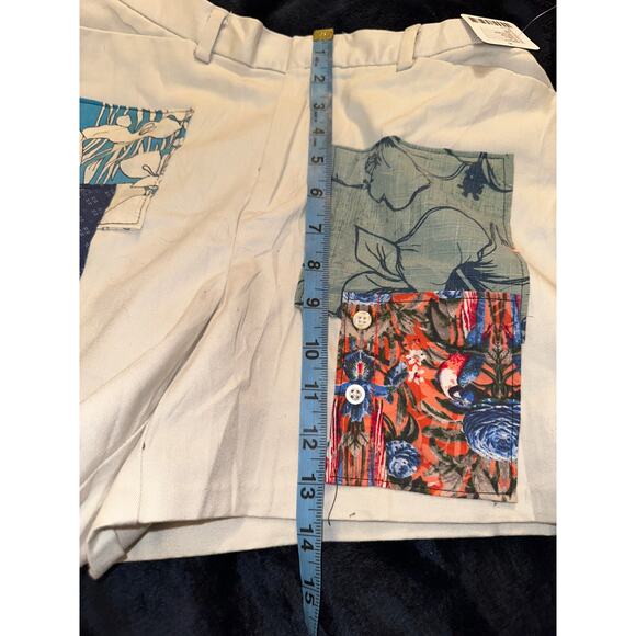 NWT URBAN RENEWAL URBAN OUTFITTERS UPCYCLED KHAKI PATCHWORK SHORTS - Picture 5 of 10